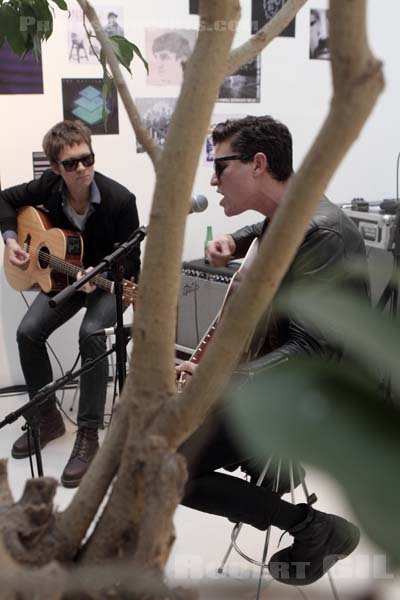 CROCODILES - 2012-04-19 - PARIS - Boutique Agnes B. - 